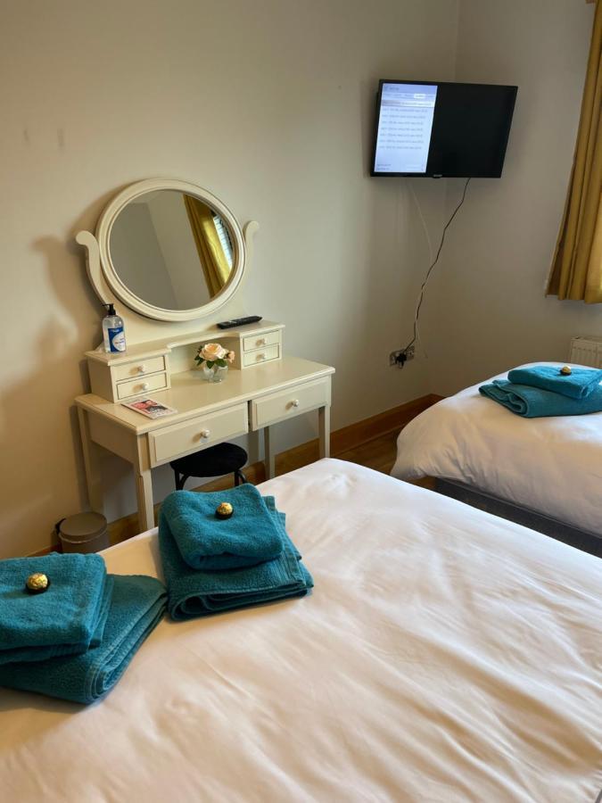 Beach Lodge Barna  Ngoại thất bức ảnh